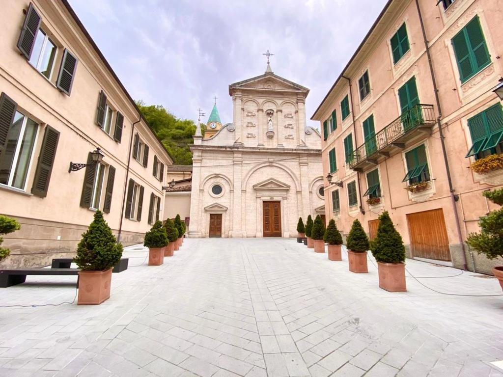Hh Hermoso Housing Serravalle 塞拉瓦莱·斯克里维亚 外观 照片